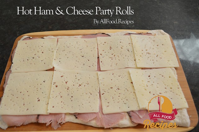 Hot Ham & Cheese Party Rolls