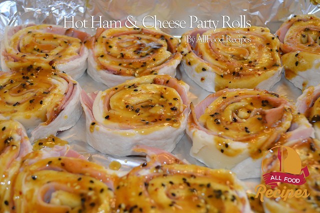 Hot Ham & Cheese Party Rolls