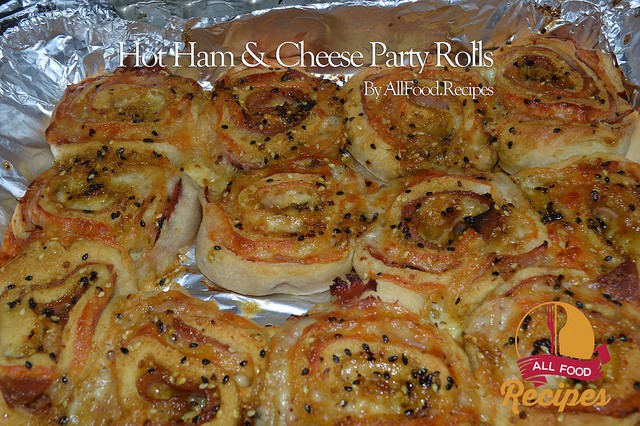 Hot Ham & Cheese Party Rolls