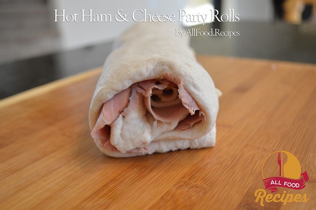 Hot Ham & Cheese Party Rolls