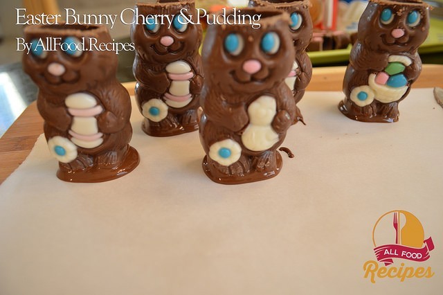 Easter Bunny Cherry Pudding