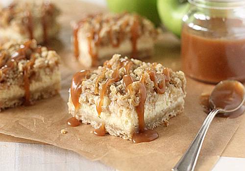 Apple-Streusel-Cheesecake-Bars