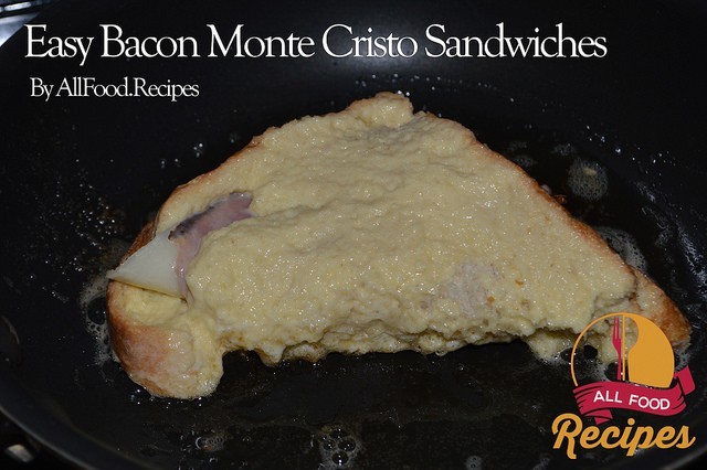 Easy Bacon Monte Cristo Sandwiches