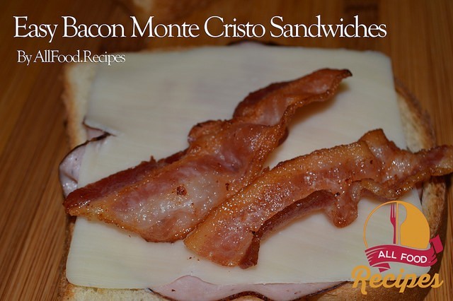 Easy Bacon Monte Cristo Sandwiches