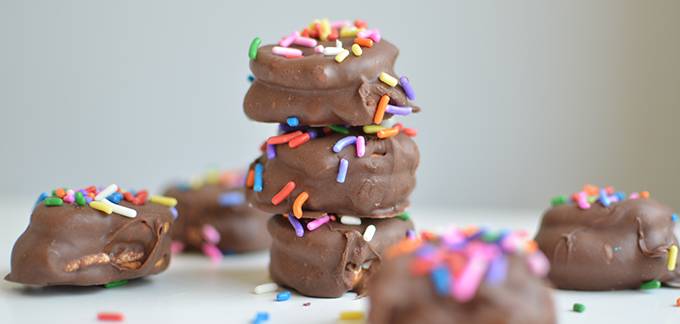 Chocolate Dipped Pretzel S