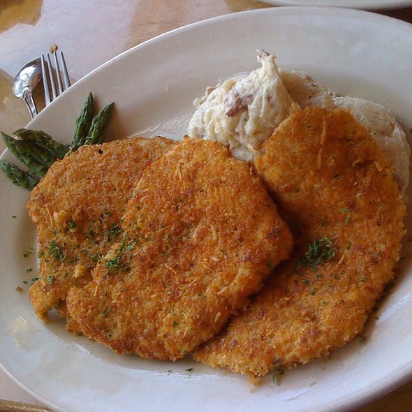 Cheesecake Factory Crispy Chicken Costoletta