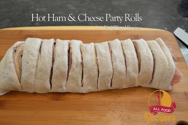 Hot Ham & Cheese Party Rolls