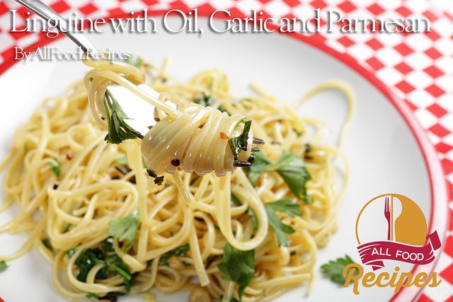 Linguine with Oil, Garlic and Parmesan