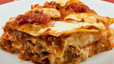 Easy Crockpot Lasagna