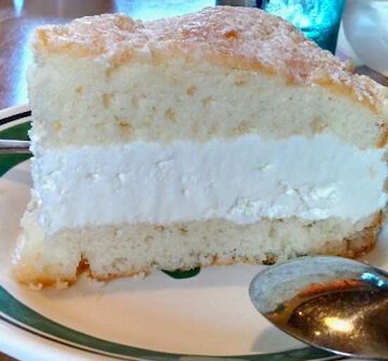 Olive Garden Lemon Cream Cake Copycat