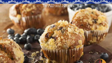 Blueberry Muffins with Crumb Topping